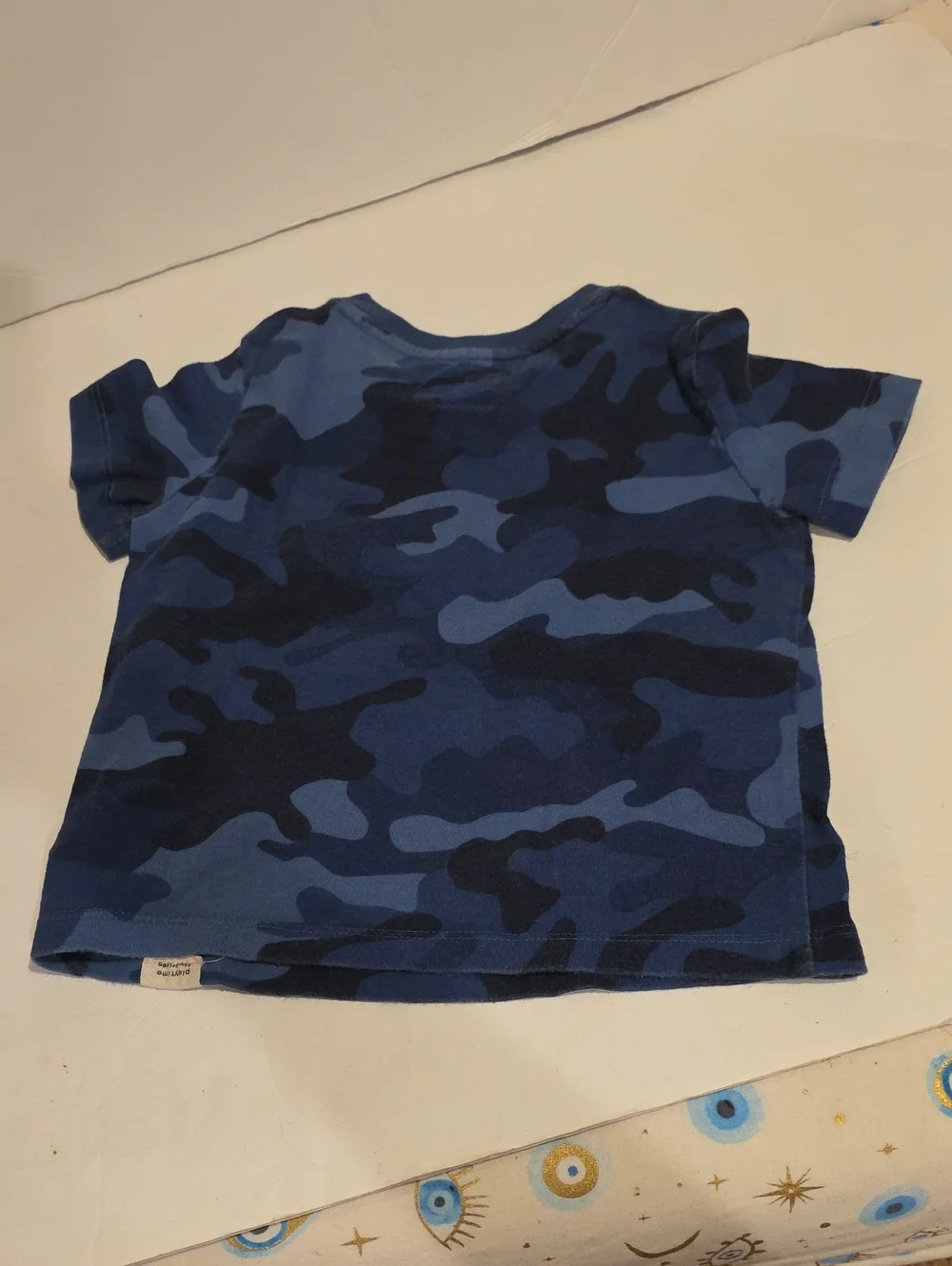 GAP crewneck sweater